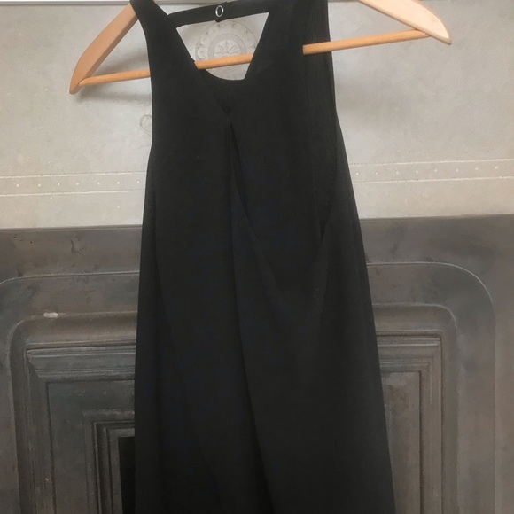 Tank - Picture 2 of 5